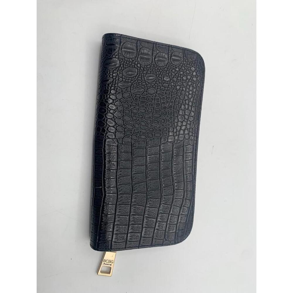 BCBG Wallet - Picture 2 of 12
